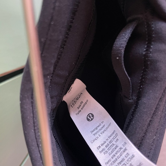 Lululemon skirt tight - Picture 4 of 7